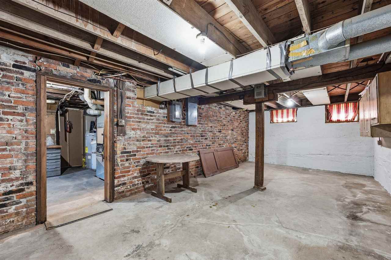 406 4th Street Deep River IA 52222