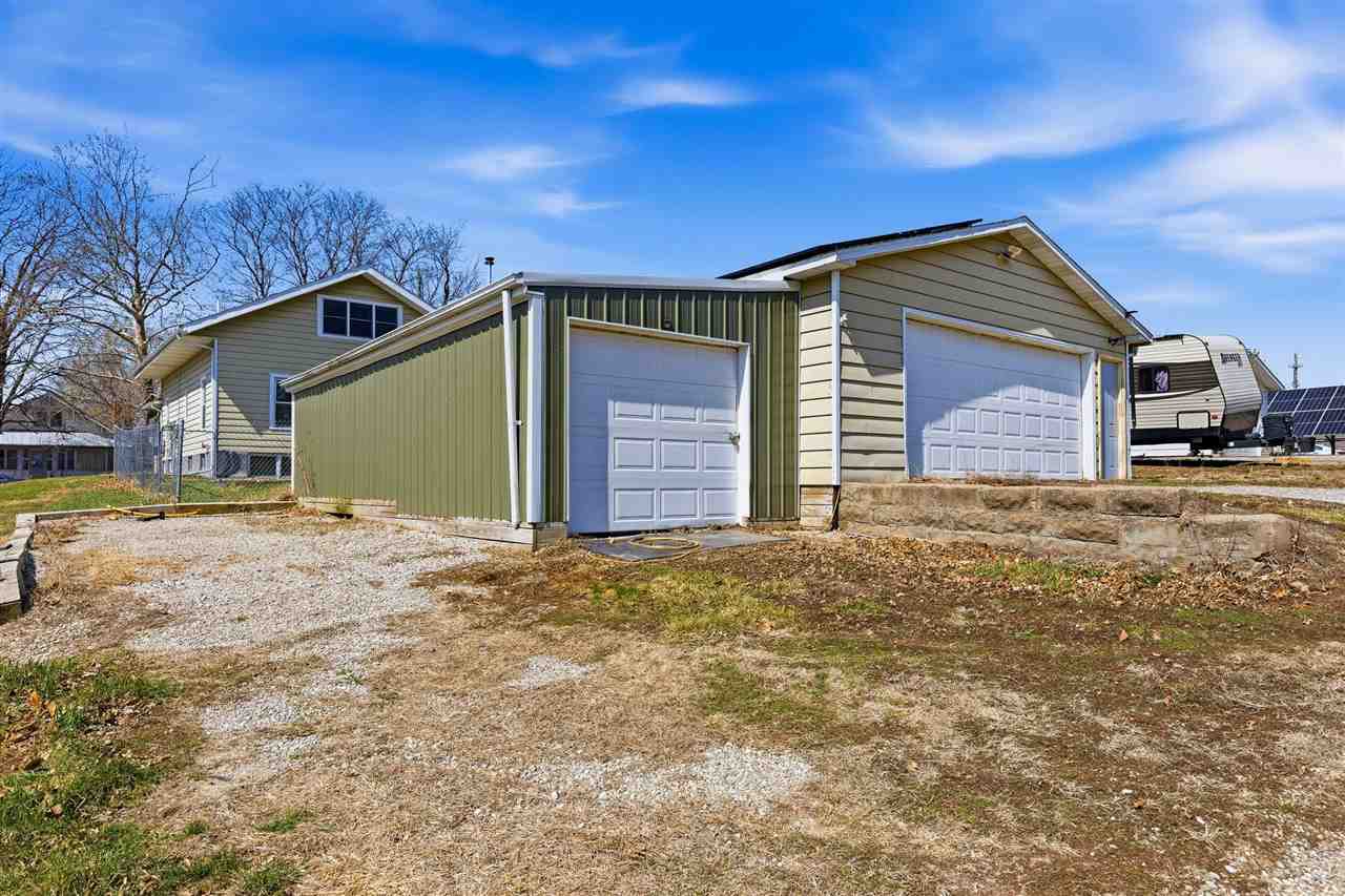 406 4th Street Deep River IA 52222