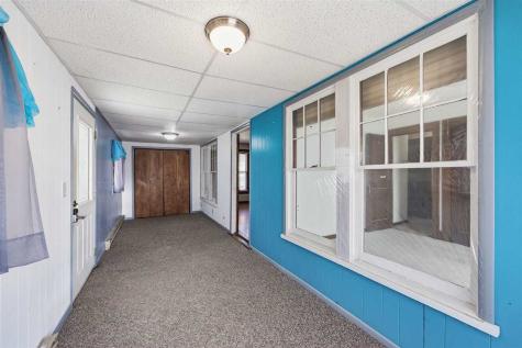 406 4th Street Deep River IA 52222