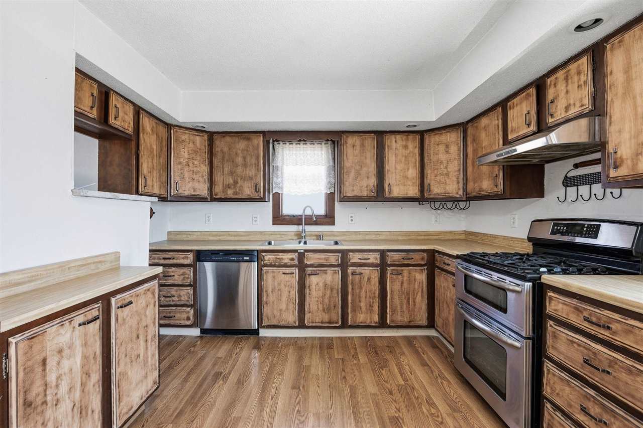 406 4th Street Deep River IA 52222