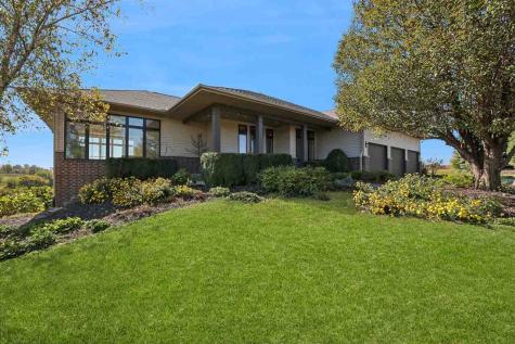 3703 Lacina Drive SW Iowa City IA 52240