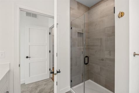 3014 Tommy Lane Coralville IA 52241