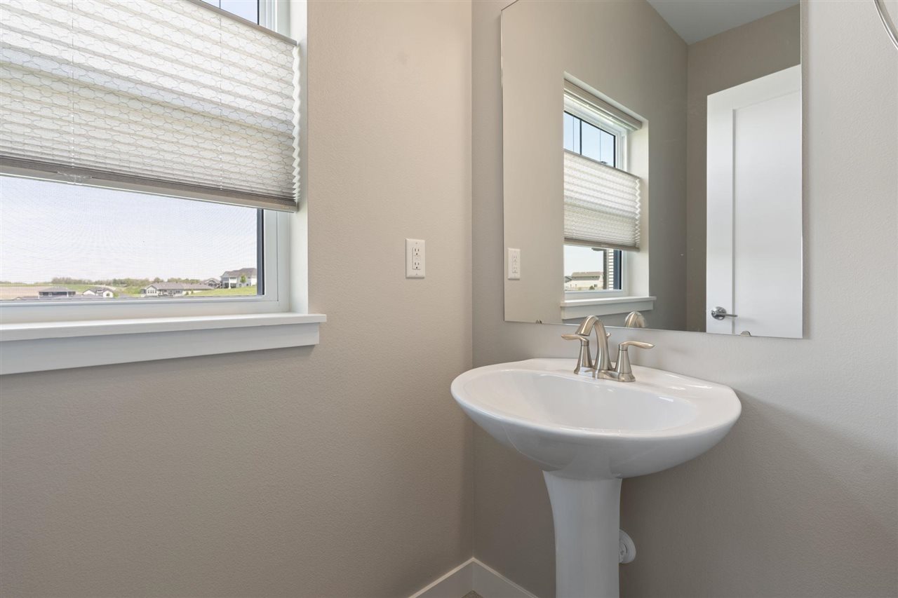 1350 E Tartan Drive North Liberty IA 52317