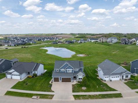 1350 E Tartan Drive North Liberty IA 52317