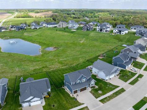 1350 E Tartan Drive North Liberty IA 52317