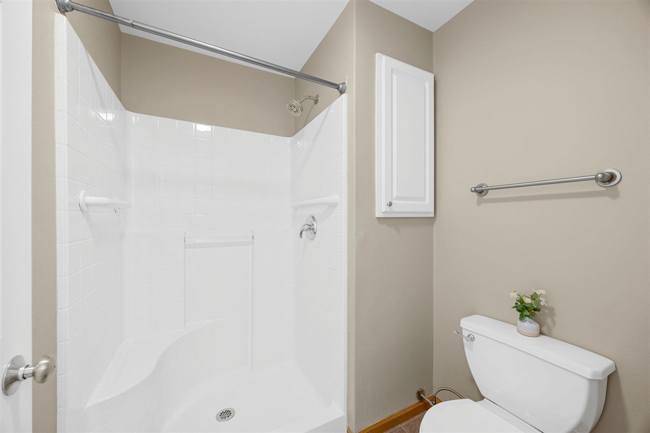 2084 Timber Lane Coralville IA 52241