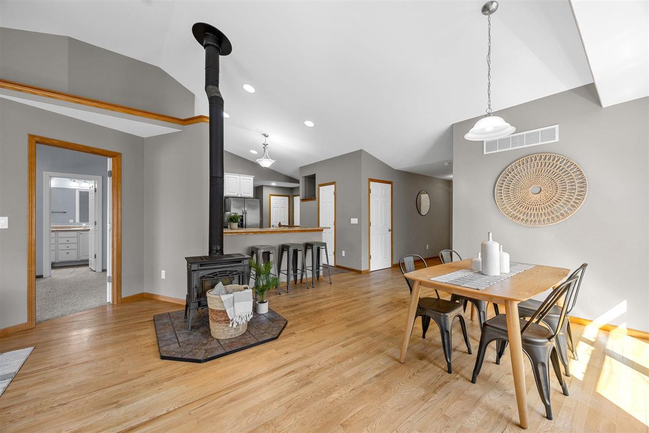 2084 Timber Lane Coralville IA 52241