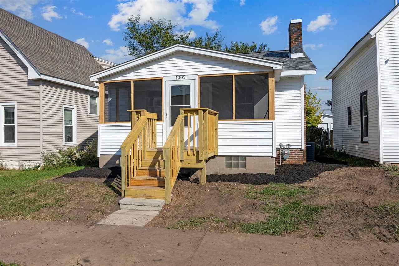 1005 10th Street SW Cedar Rapids IA 52404