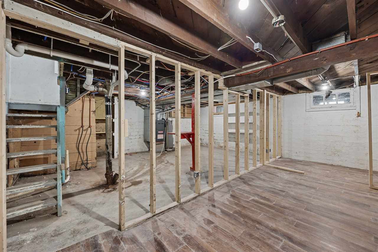 1005 10th Street SW Cedar Rapids IA 52404