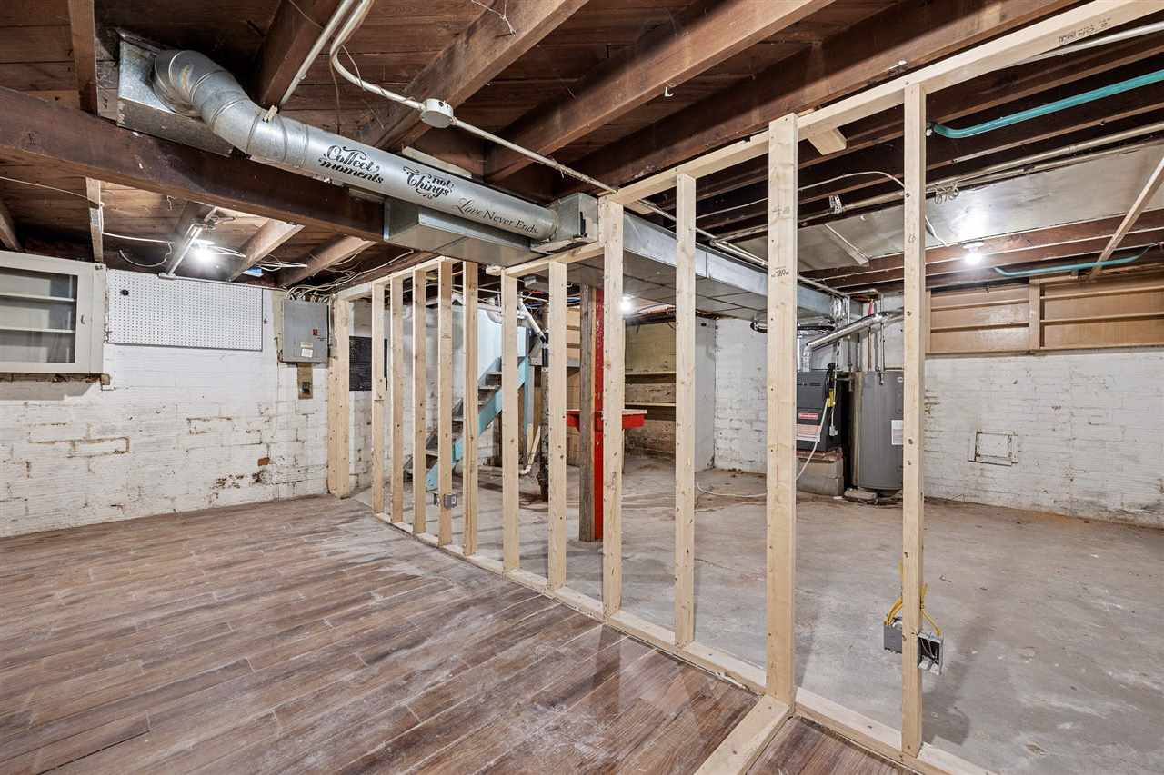 1005 10th Street SW Cedar Rapids IA 52404