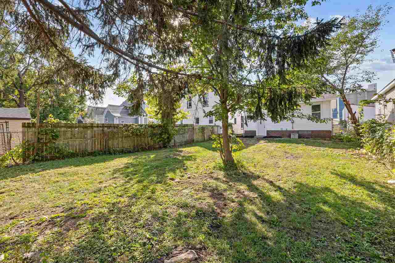 1005 10th Street SW Cedar Rapids IA 52404