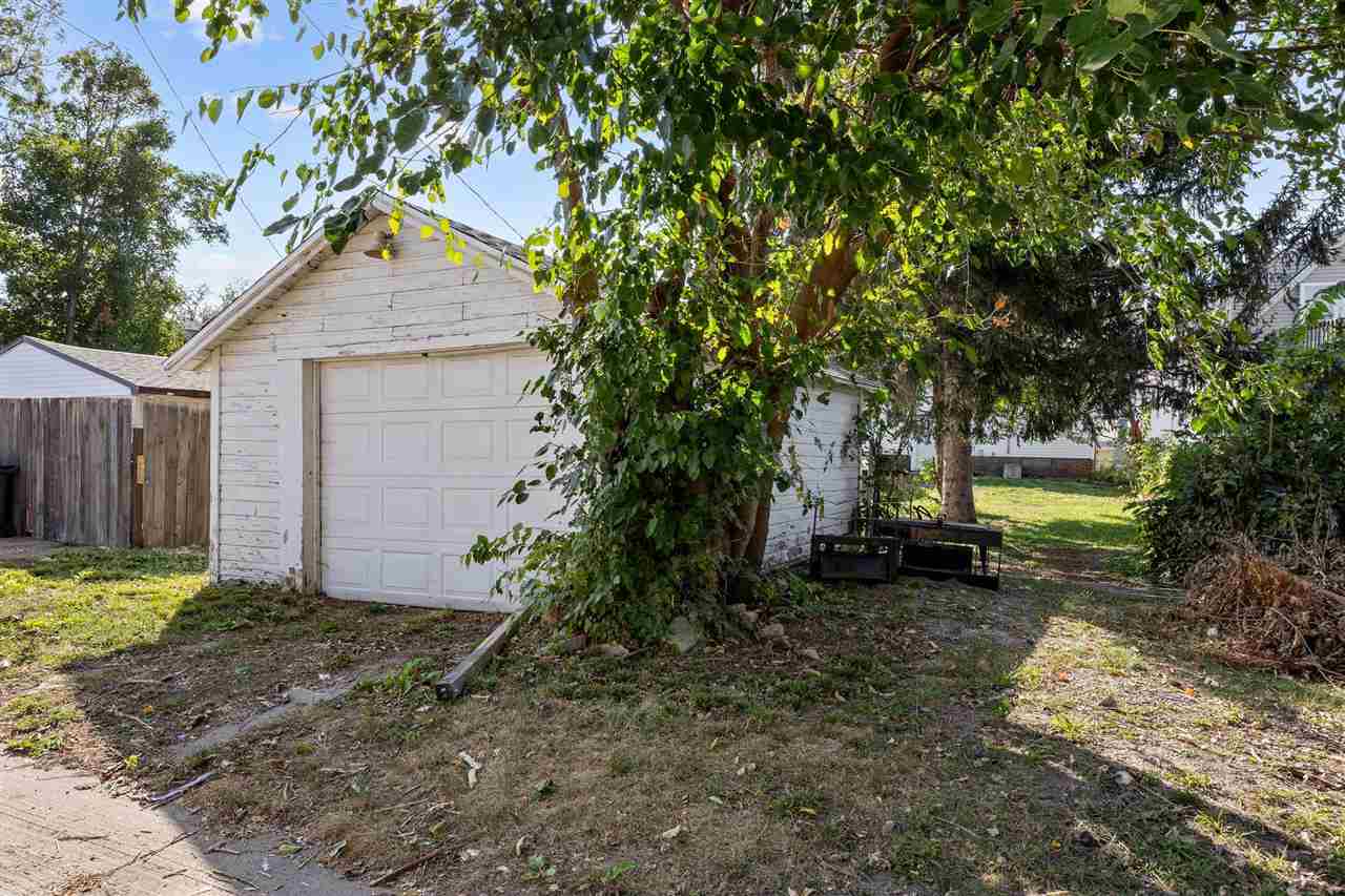 1005 10th Street SW Cedar Rapids IA 52404