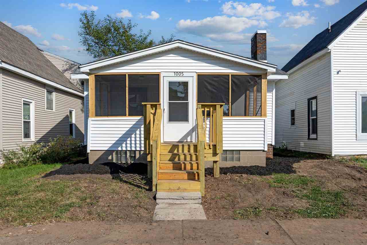 1005 10th Street SW Cedar Rapids IA 52404