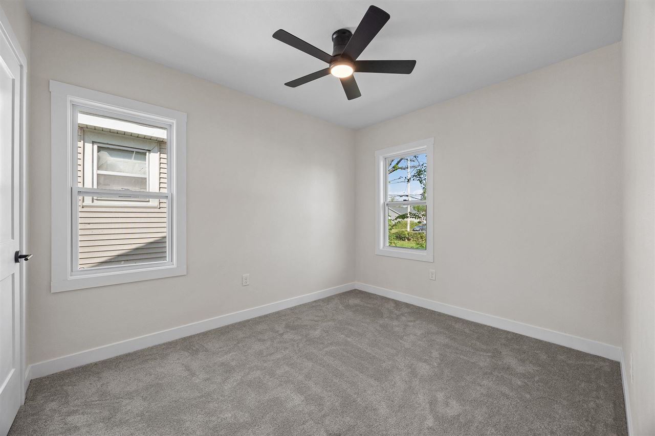 1005 10th Street SW Cedar Rapids IA 52404