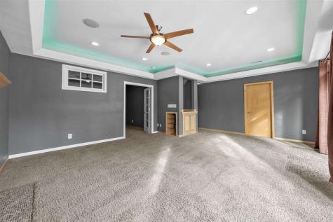 2265 Shropshire Circle Coralville IA 52241