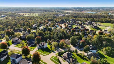 2265 Shropshire Circle Coralville IA 52241