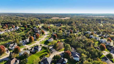 2265 Shropshire Circle Coralville IA 52241