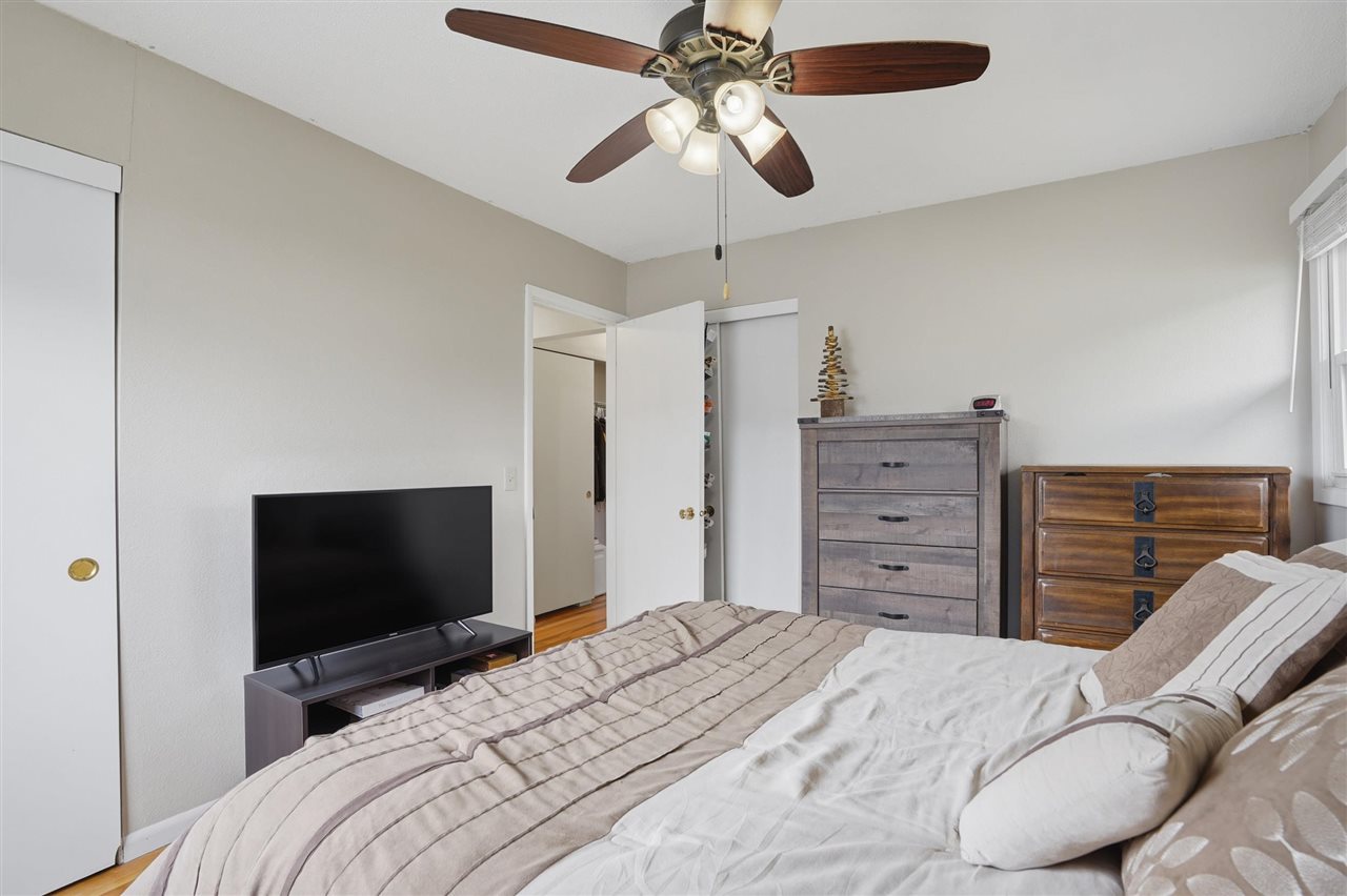 203 E Penn Street Williamsburg IA 52361