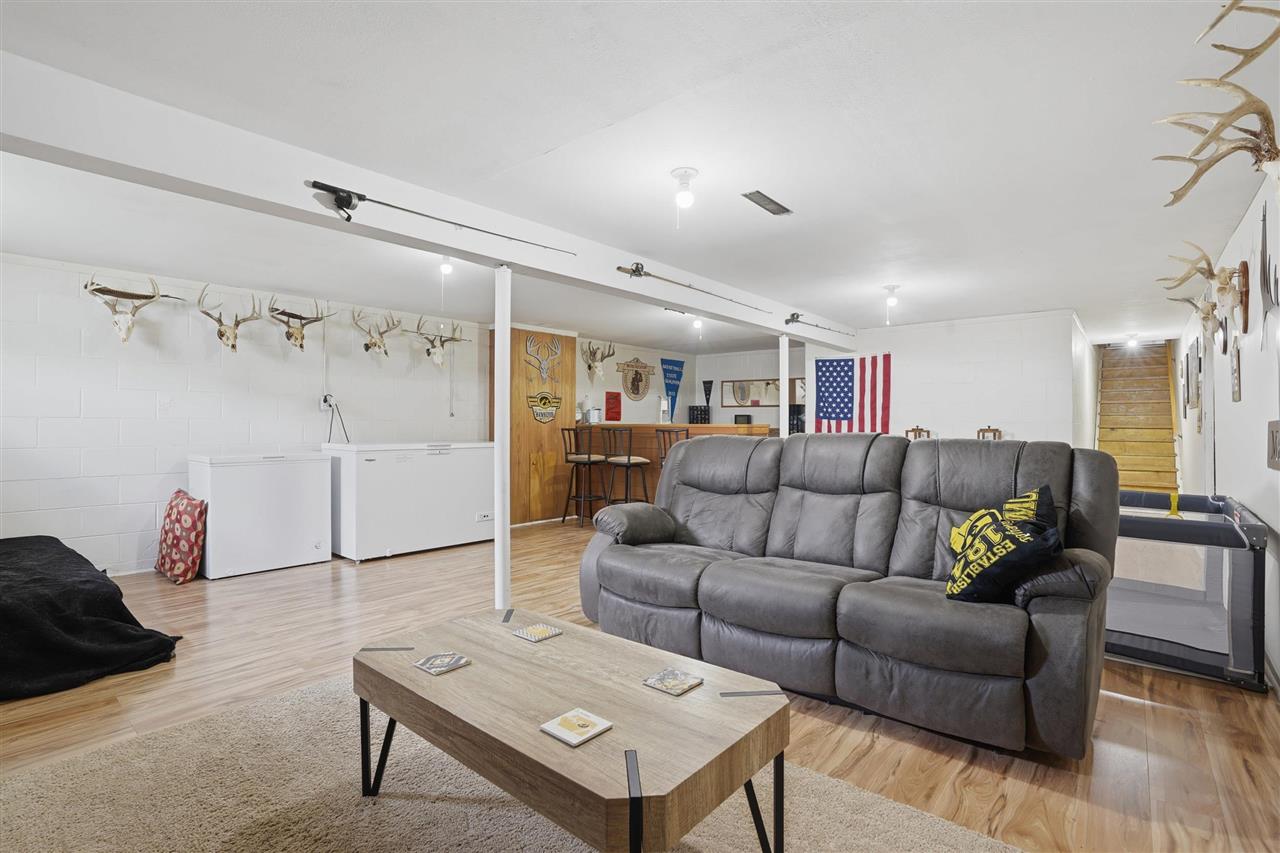 203 E Penn Street Williamsburg IA 52361