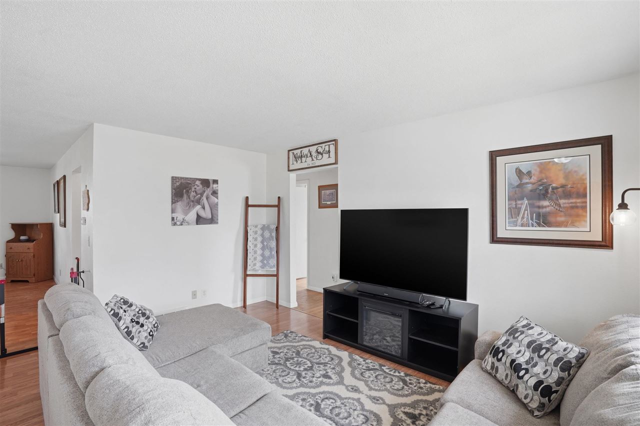 203 E Penn Street Williamsburg IA 52361