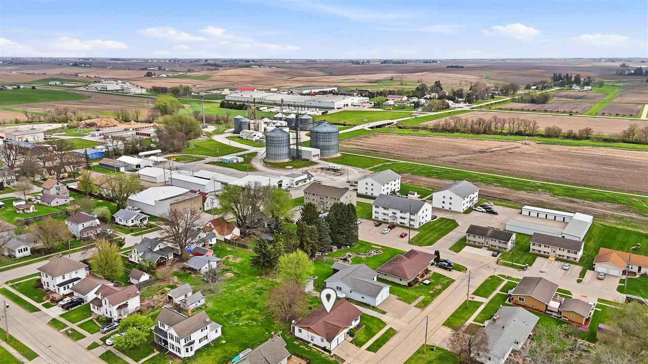 203 E Penn Street Williamsburg IA 52361