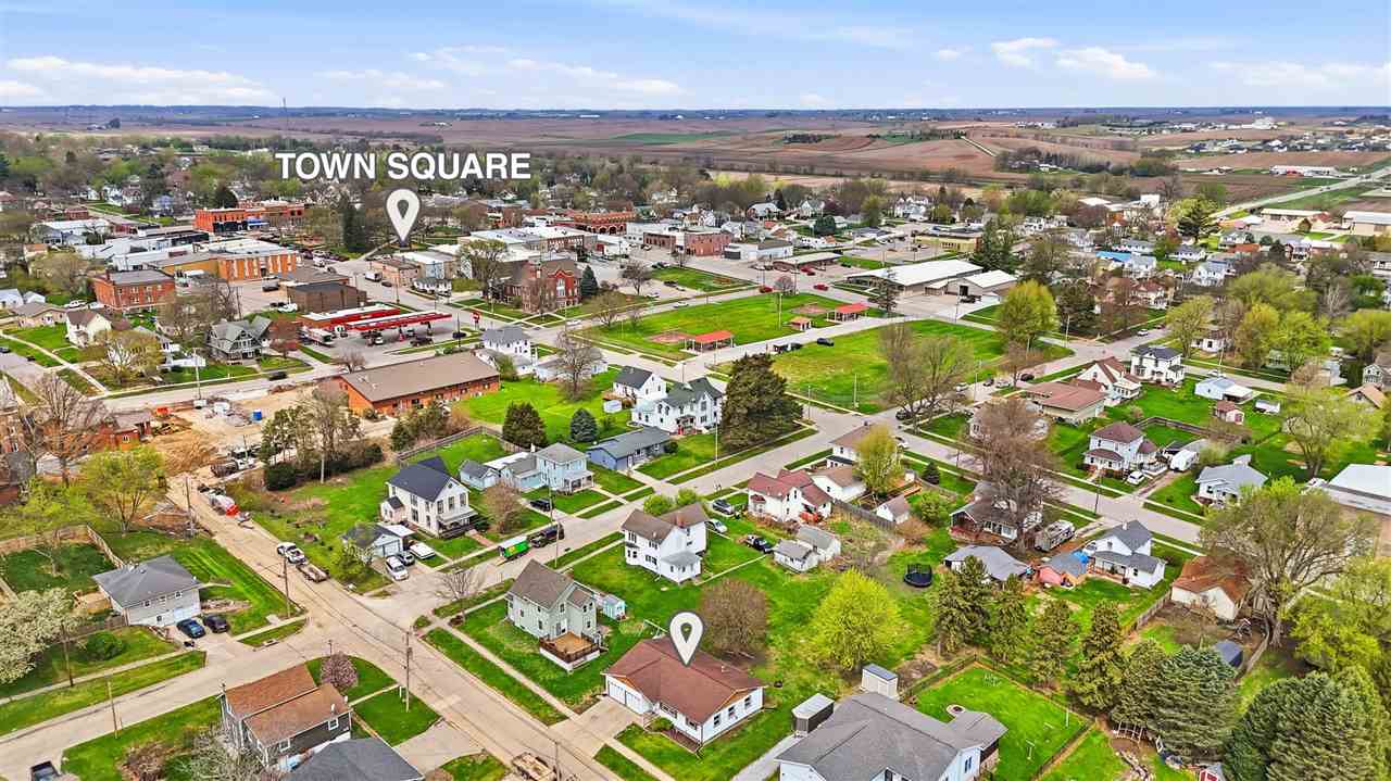 203 E Penn Street Williamsburg IA 52361