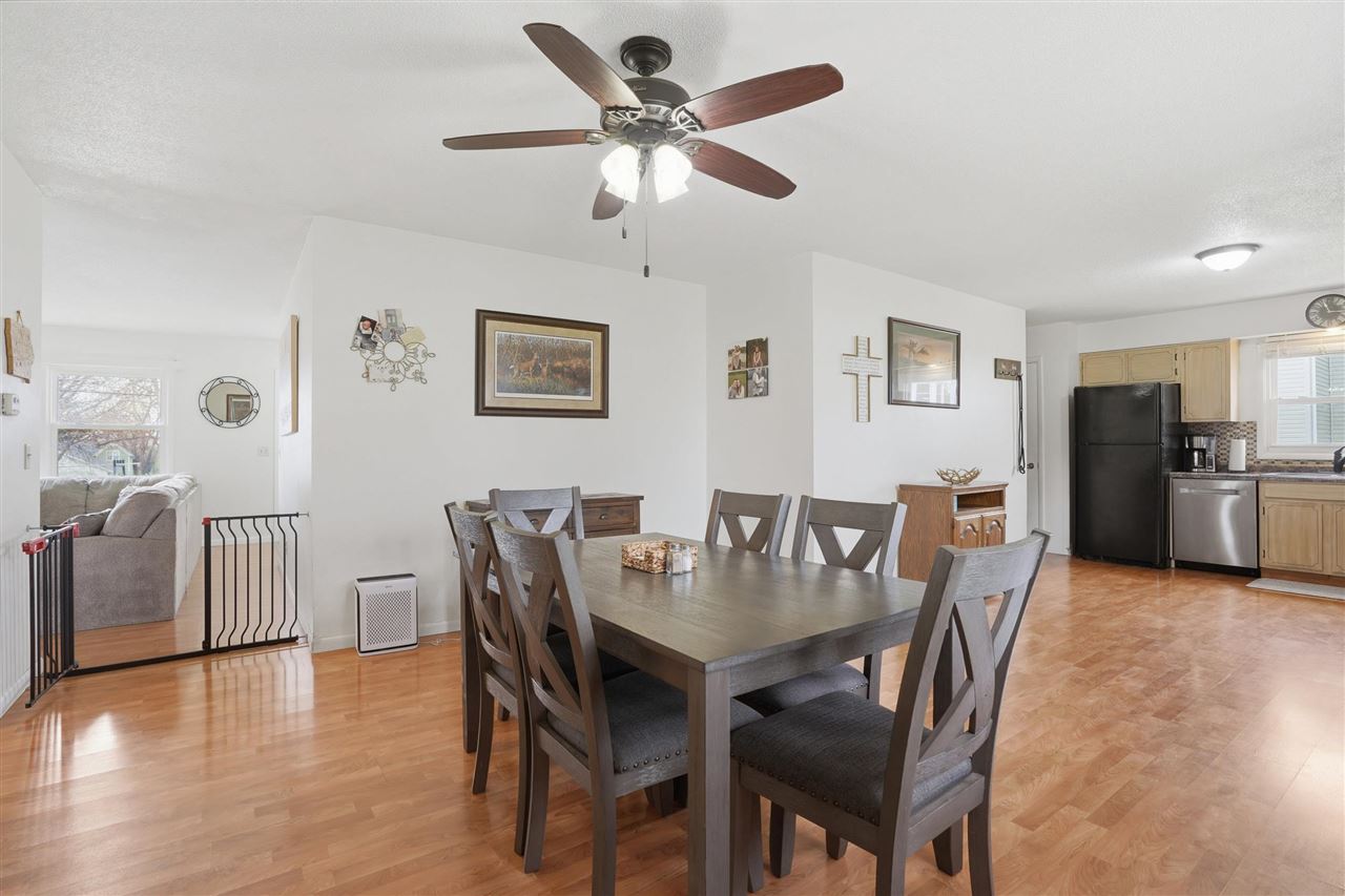 203 E Penn Street Williamsburg IA 52361
