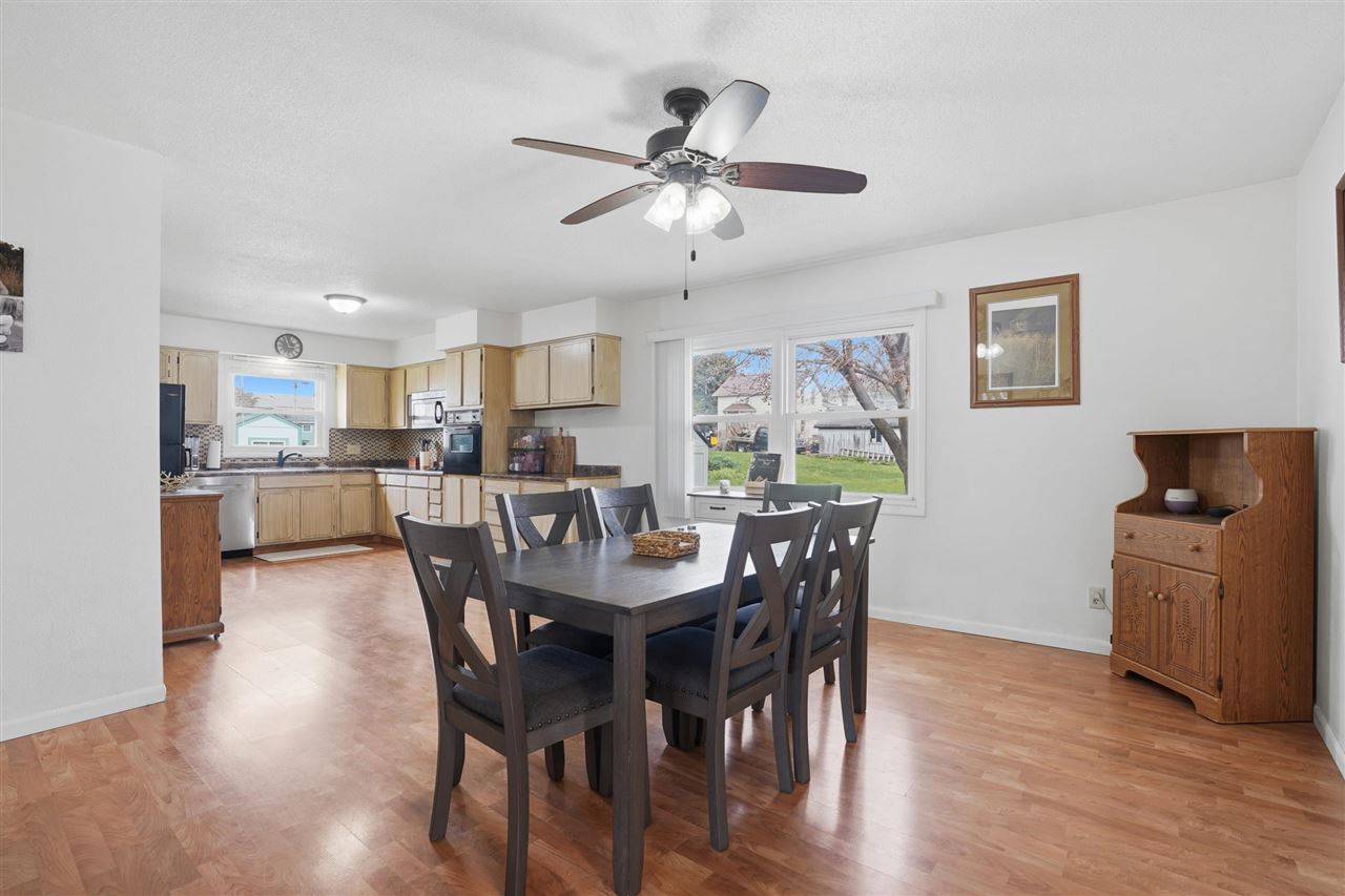 203 E Penn Street Williamsburg IA 52361