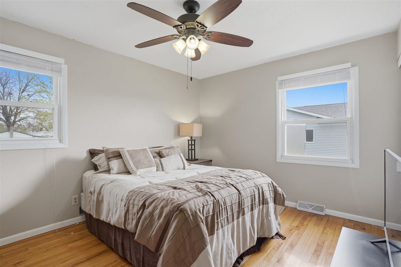 203 E Penn Street Williamsburg IA 52361