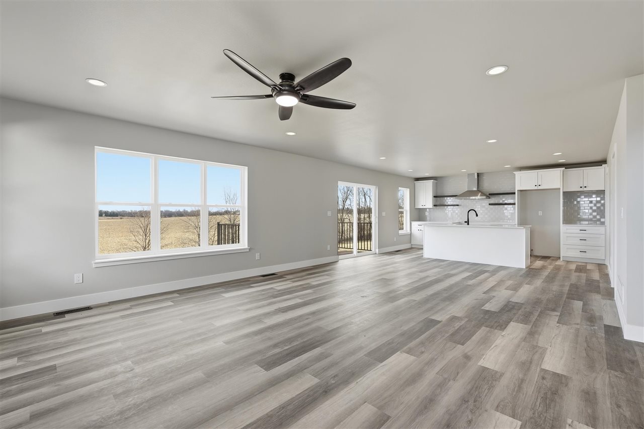 808 Crestview Drive Solon IA 52333