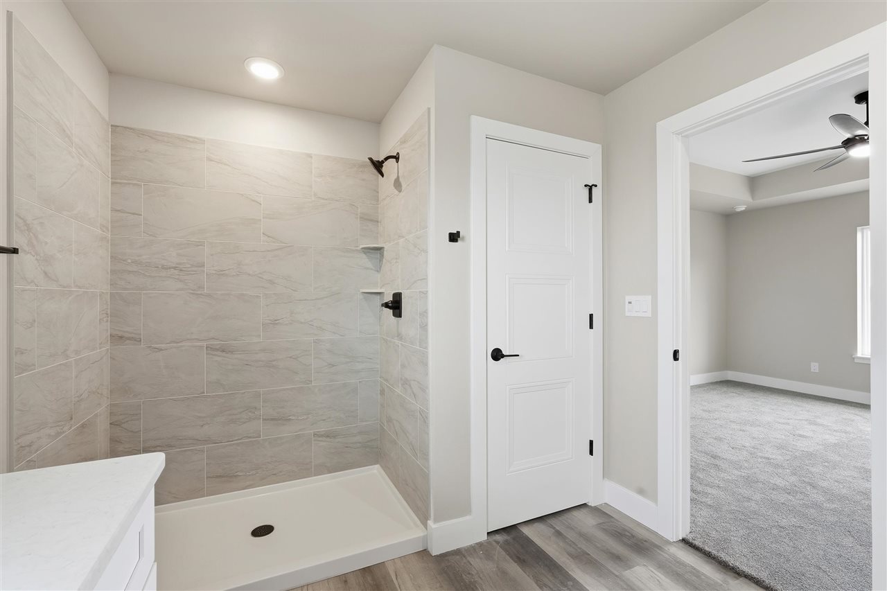 808 Crestview Drive Solon IA 52333