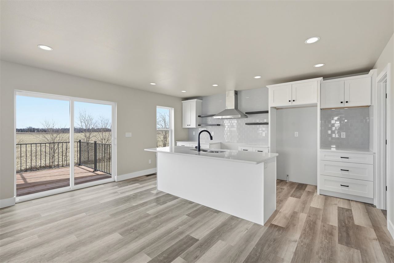 808 Crestview Drive Solon IA 52333