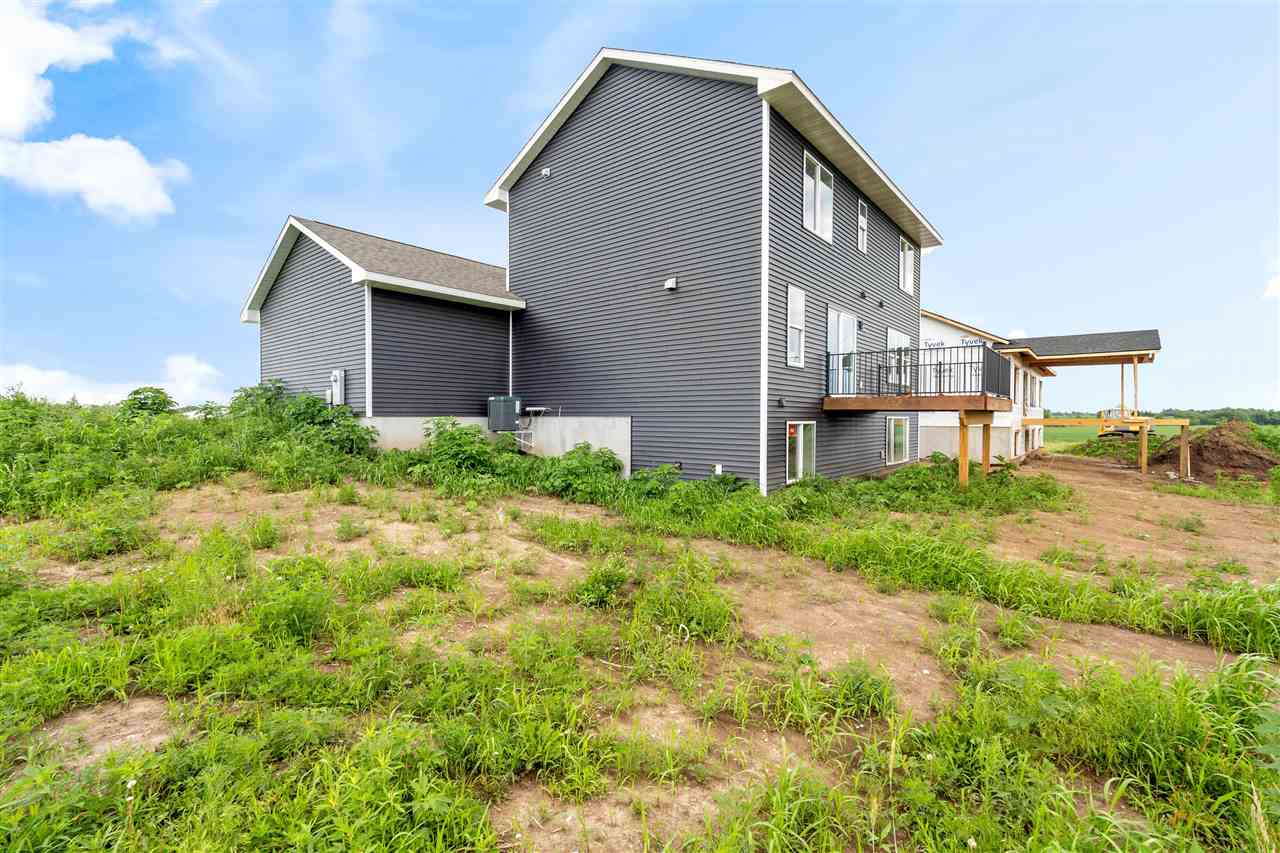 808 Crestview Drive Solon IA 52333