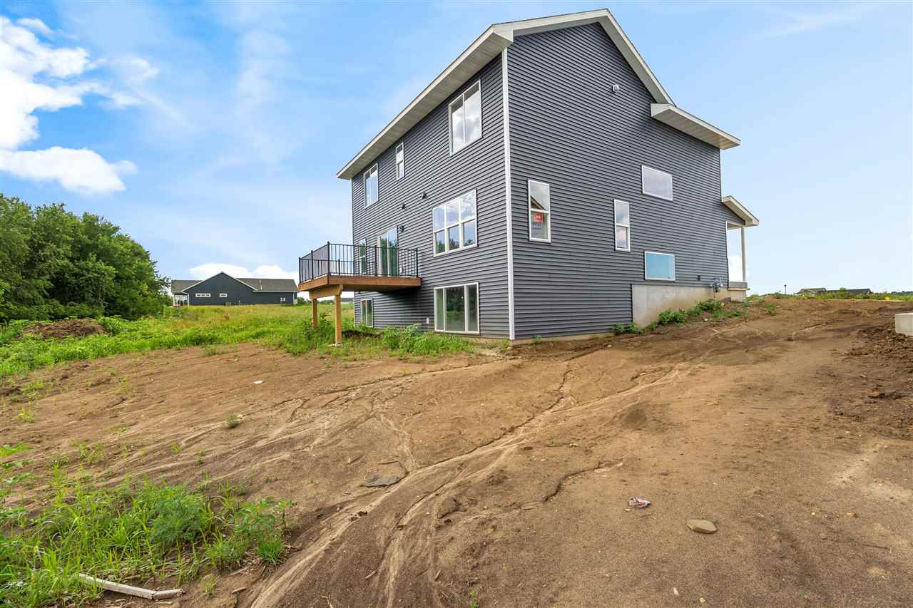 808 Crestview Drive Solon IA 52333