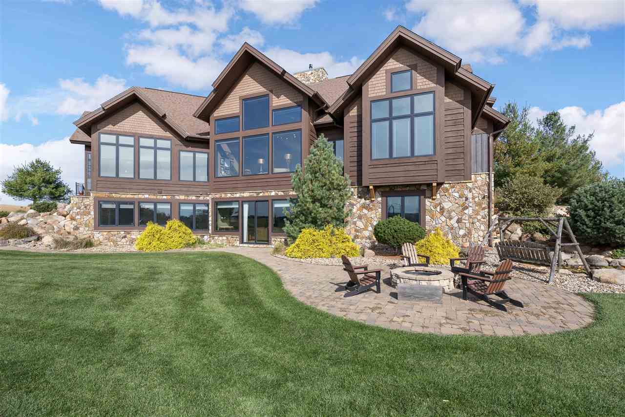 1720 Stillwater Pass Cedar Rapids IA 52403