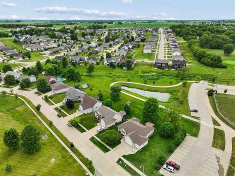 228 Scott Drive West Branch IA 52358