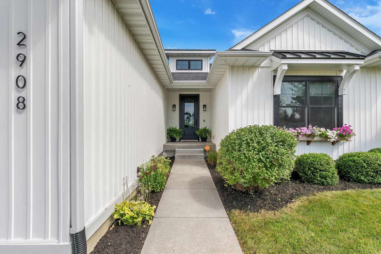 2908 Diamond Mil Circle Coralville IA 52241