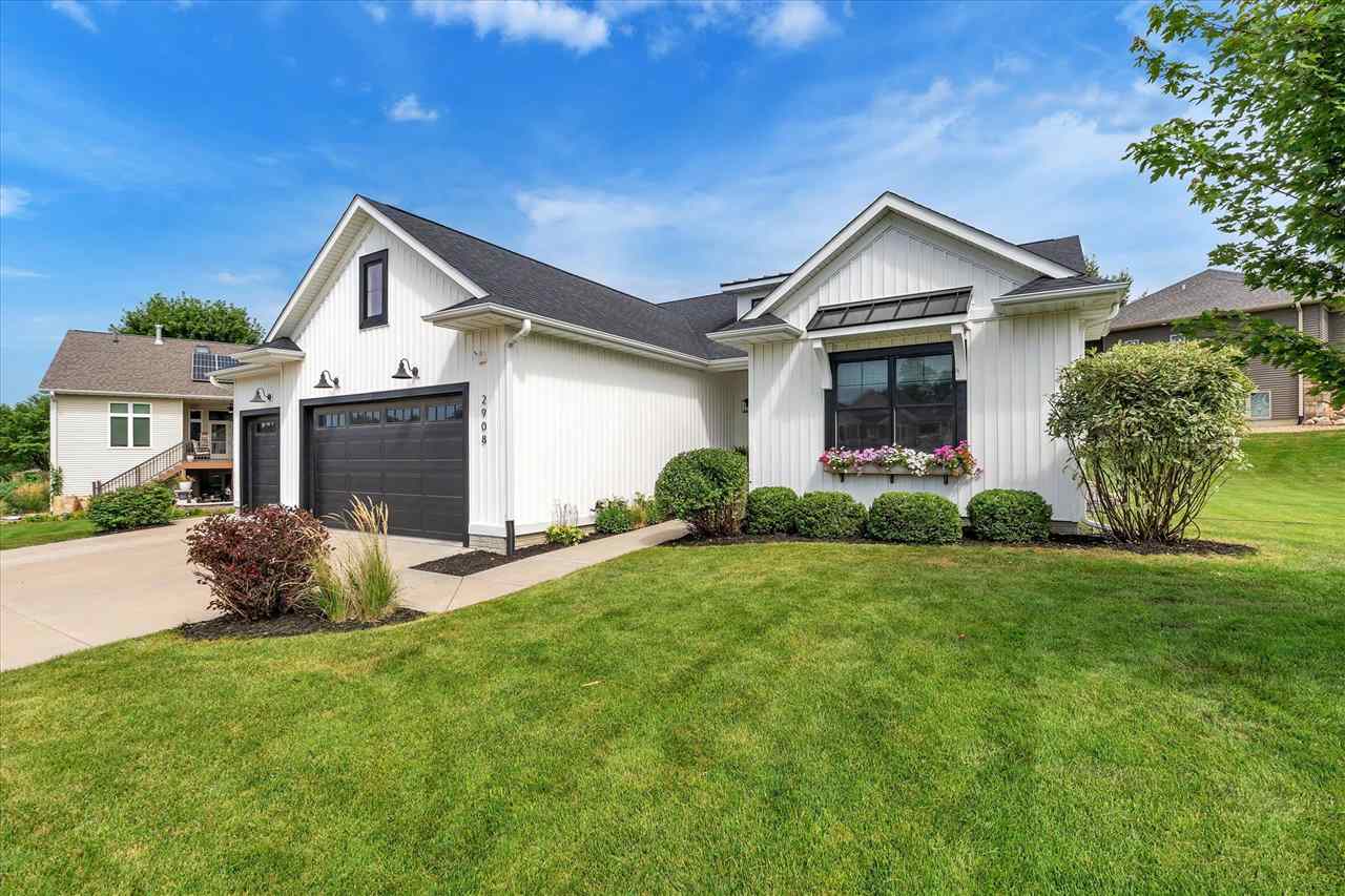 2908 Diamond Mil Circle Coralville IA 52241