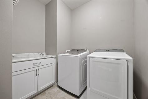 519 Ashton Drive NE Mt Vernon IA 52314
