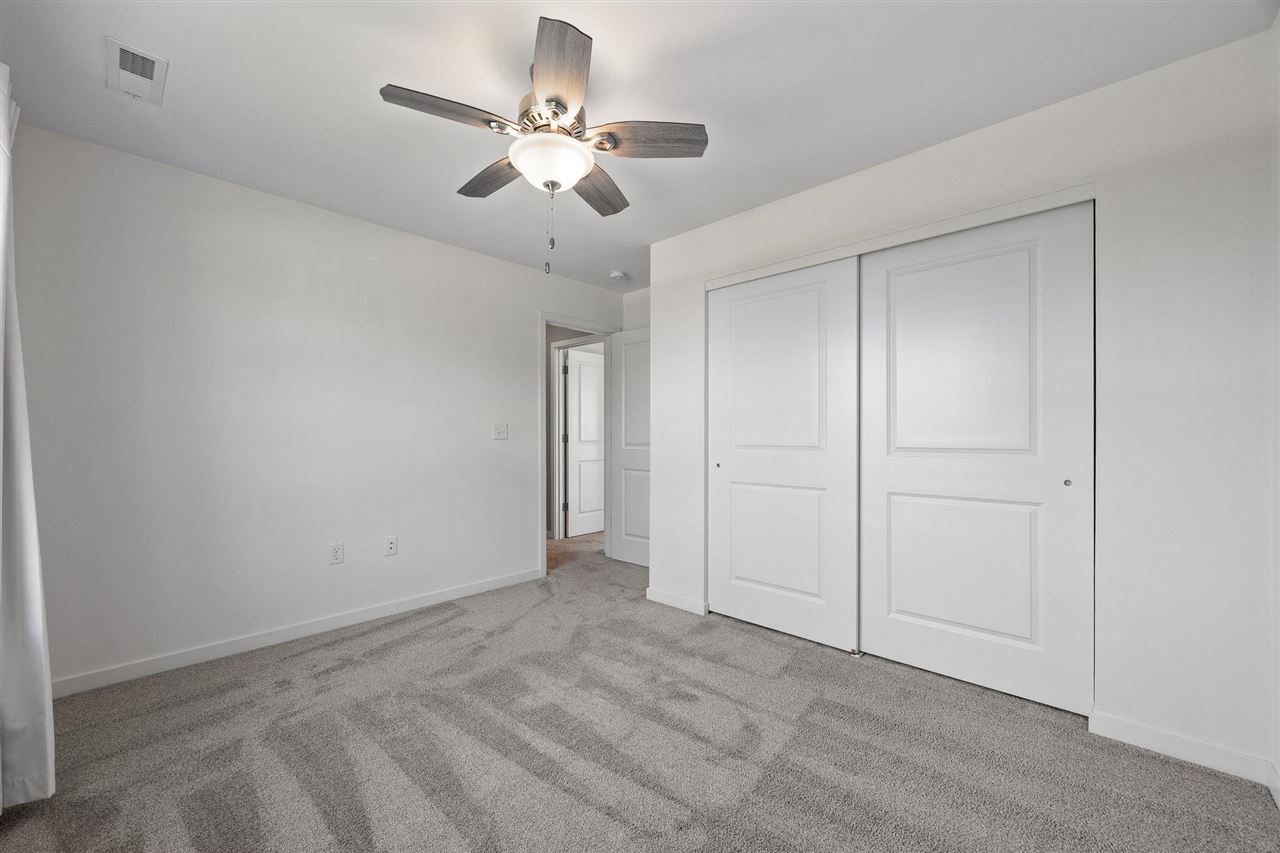 519 Ashton Drive NE Mt Vernon IA 52314