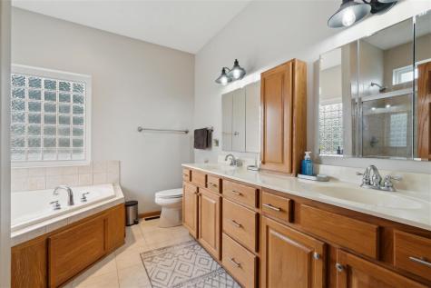 4035 Monarch Avenue Marion IA 52302