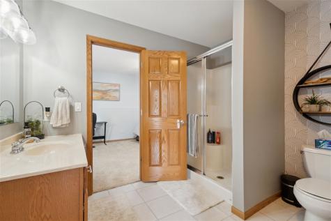 4035 Monarch Avenue Marion IA 52302