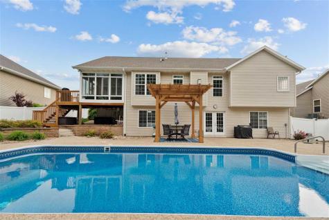 4035 Monarch Avenue Marion IA 52302