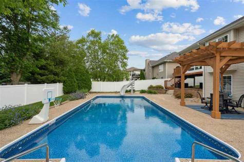 4035 Monarch Avenue Marion IA 52302