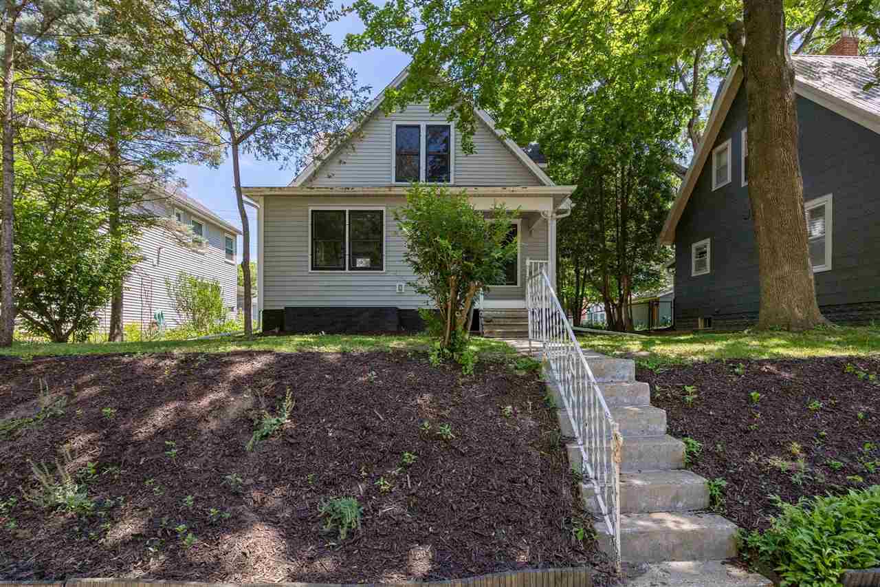 818 Rundell Iowa City IA 52240