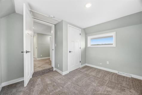 818 Rundell Iowa City IA 52240
