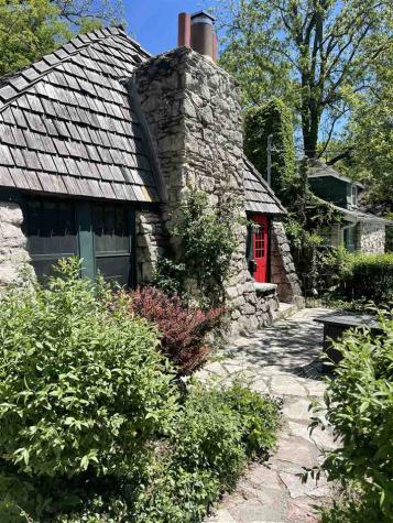 1322 Muscatine Avenue Iowa City IA 52240