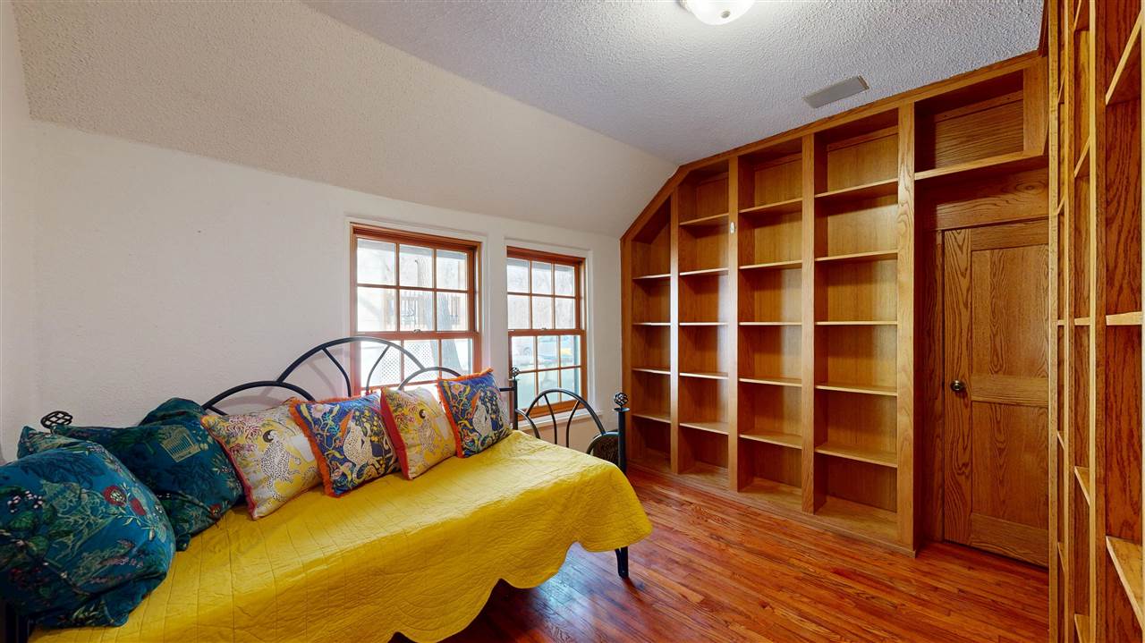 1322 Muscatine Avenue Iowa City IA 52240