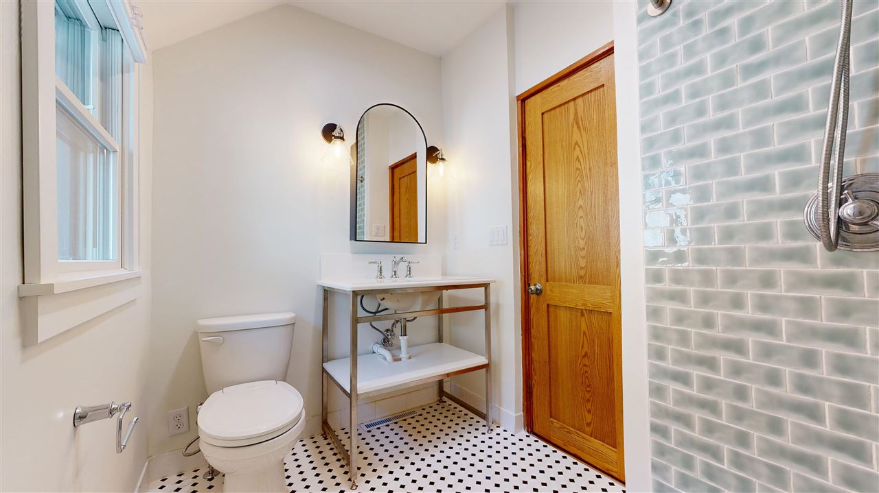 1322 Muscatine Avenue Iowa City IA 52240