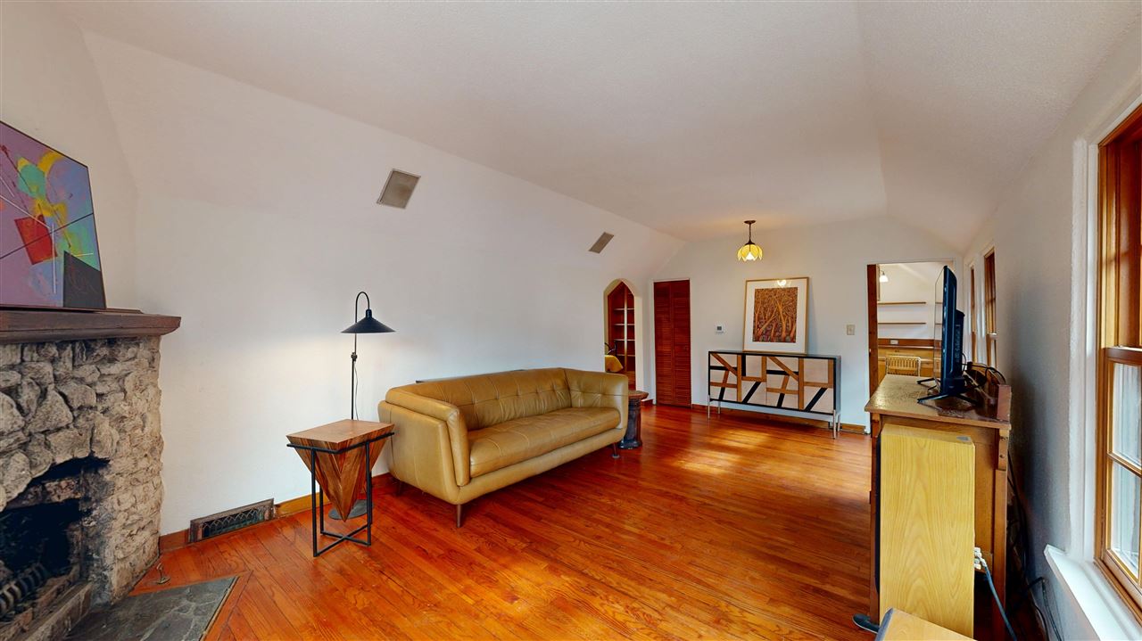 1322 Muscatine Avenue Iowa City IA 52240